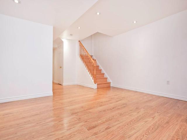 For Lease 47 Waterton Crescent, Richmond Hill, Ontario