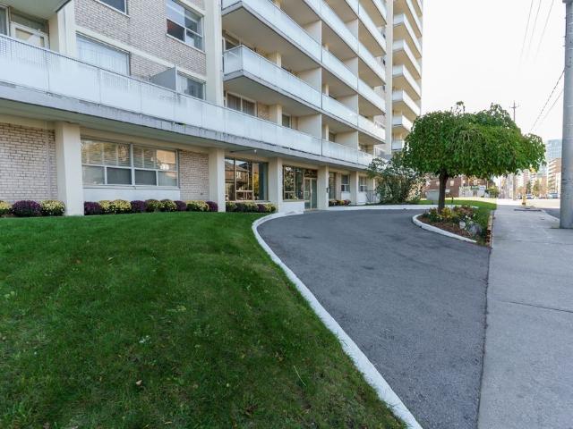 For Lease 485 Eglinton Avenue Unit# 608, Toronto, Ontario