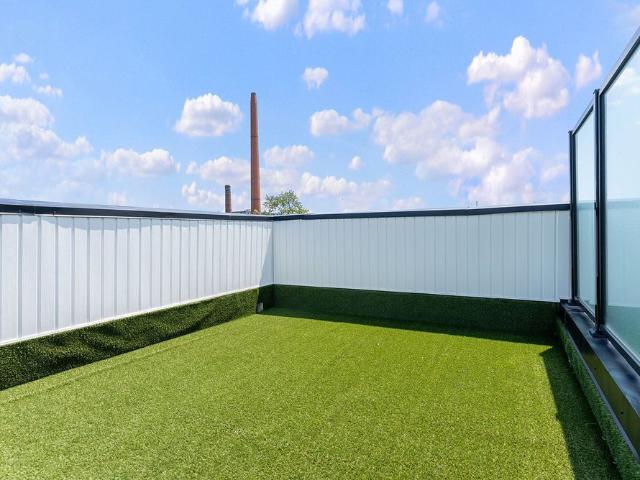 For Lease 485 Logan Avenue Unit# 305, Toronto, Ontario