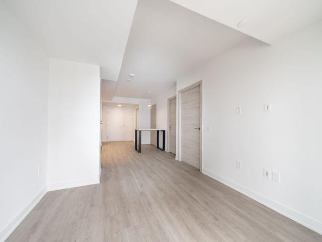 For Lease 485 Perth Avenue Unit# E725, Toronto, Ontario