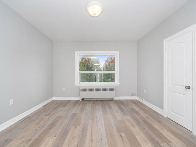 For Lease 486 Holtby Avenue Unit# 3, Burlington, Ontario