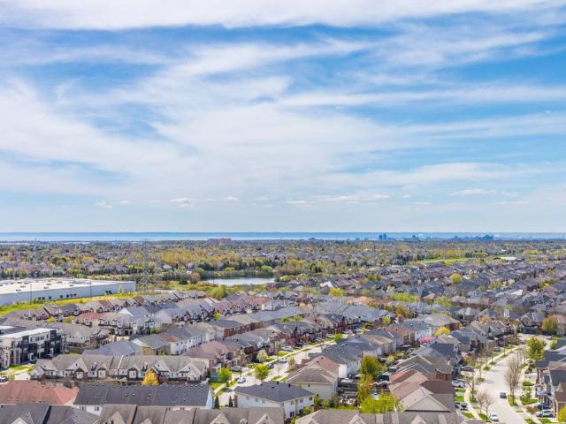 For Lease 4878 POWER Common Unit# D1609, Burlington, Ontario