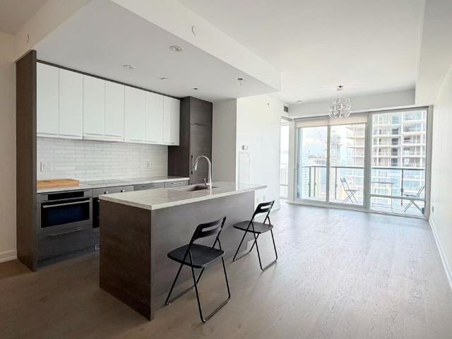 For Lease 488 University Avenue Unit# 2603, Toronto, Ontario