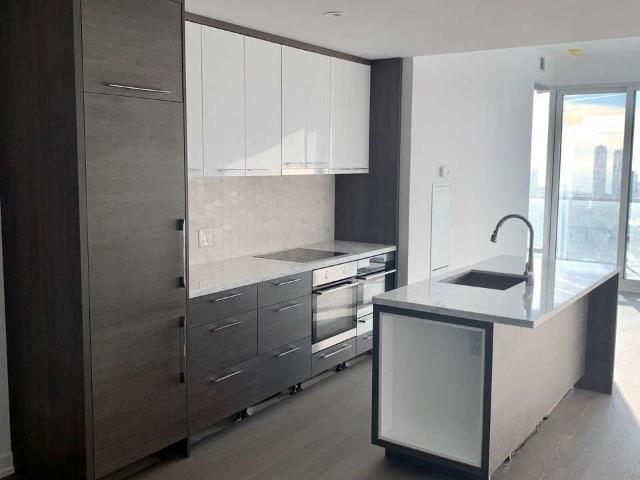 For Lease 488 University Avenue Unit# 3608, Toronto, Ontario