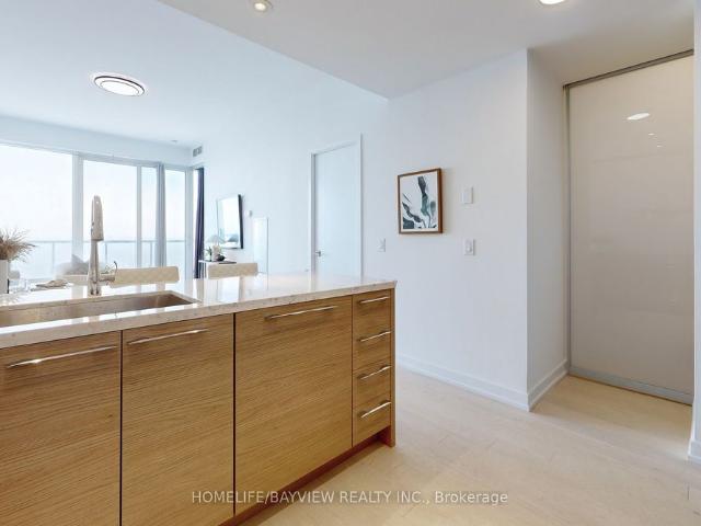 For Lease 488 University Avenue Unit# 4312, Toronto, Ontario