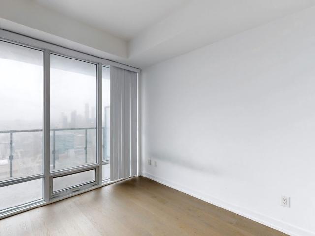 For Lease 488 University Avenue Unit# 4501, Toronto, Ontario