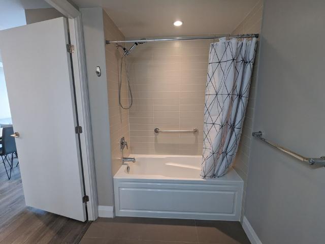 For Lease 4800 Highway 7 N/A Unit# 801, Vaughan, Ontario