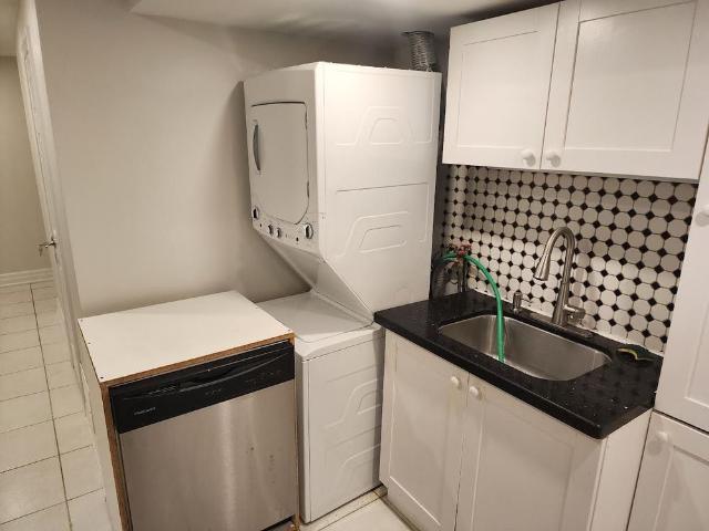For Lease 490 Cody Crescent Unit# Bsmt, Newmarket, Ontario