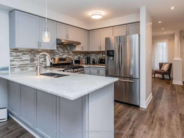 For Lease 49 Convoy Crescent, Vaughan, Ontario
