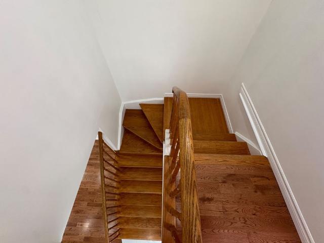 For Lease 49 Ambercroft Boulevard, Toronto, Ontario