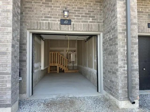 For Lease 49 Gateway Drive, Barrie, Ontario