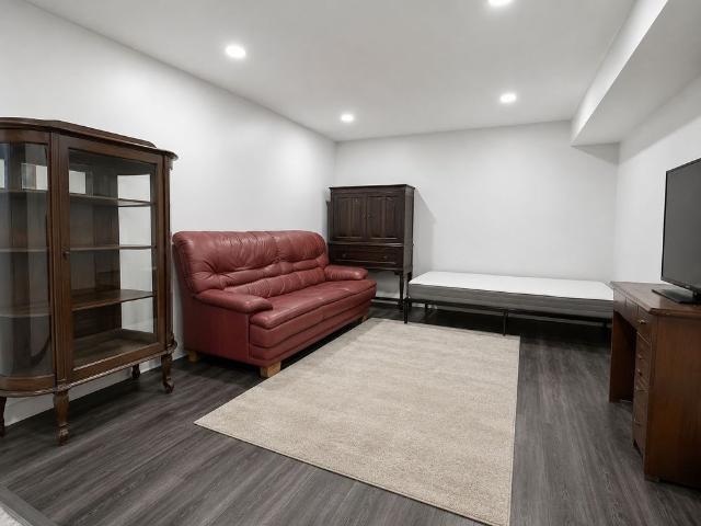 For Lease 49 Red Robin Way Unit# Ground Level, Toronto, Ontario