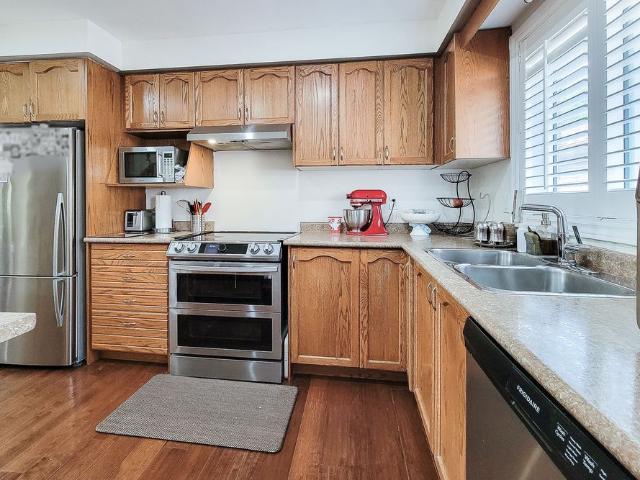For Lease 4 Treeview Court, Hamilton, Ontario