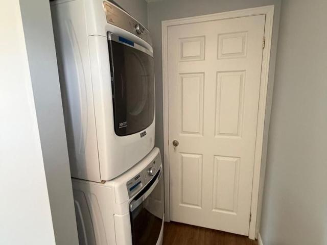 For Lease 4 Ambler Bay N/A Unit# Upper, Barrie, Ontario
