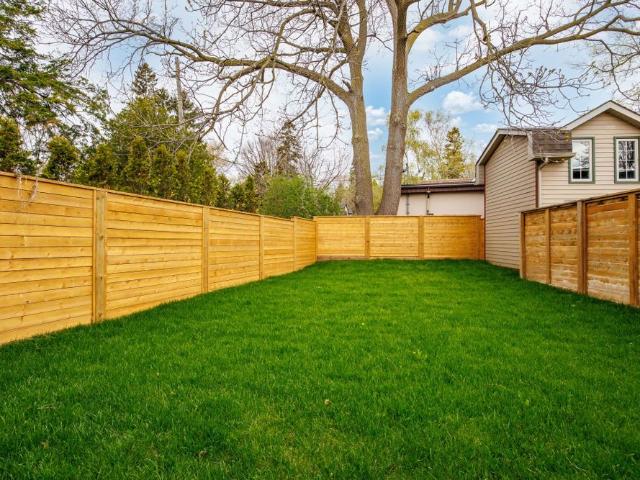 For Lease 4 Drake Crescent, Toronto, Ontario
