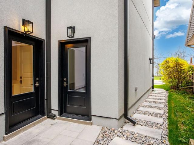 For Lease 4 Drake Crescent, Toronto, Ontario