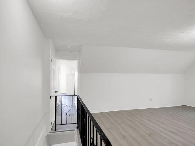 For Lease 4 Eccles Street Unit# 5, West Centre Town, Ontario