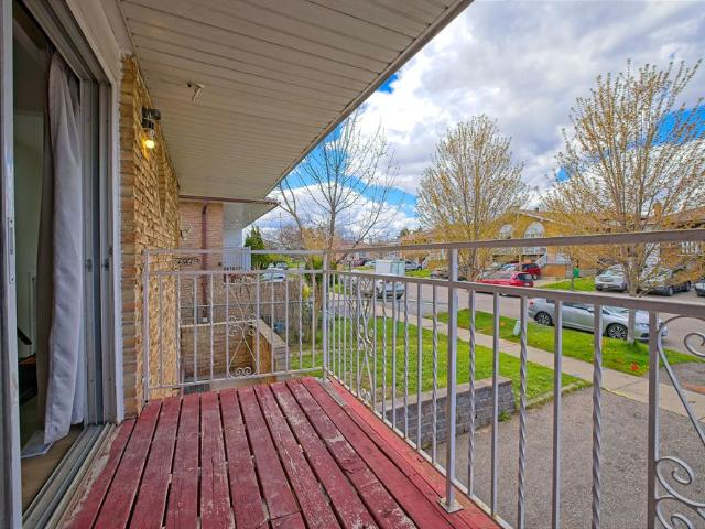 For Lease 4 Fallway Road Unit# Upper, Brampton, Ontario