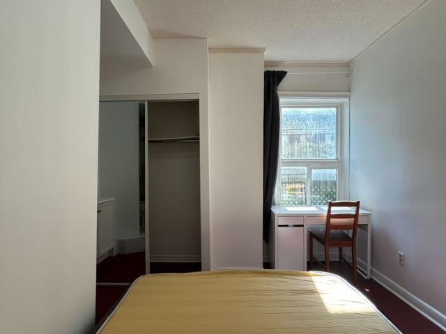 For Lease 4 Fitzroy Terr Terrace Unit# Master bedroom, mainfloor, Toronto, Ontario