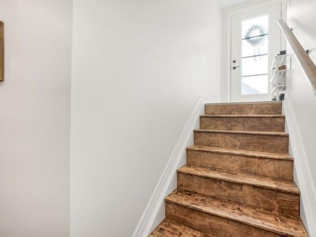 For Lease 4 Maxime Court Unit# B, Clarence Rockland, Ontario