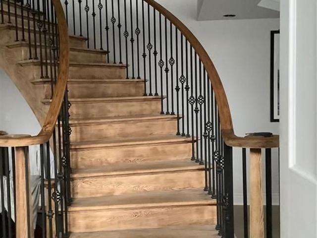 For Lease 4 Raphael Court, Hamilton, Ontario