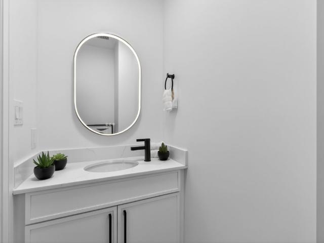 For Lease 4 Southwell Drive Unit# R GARDEN, Toronto, Ontario