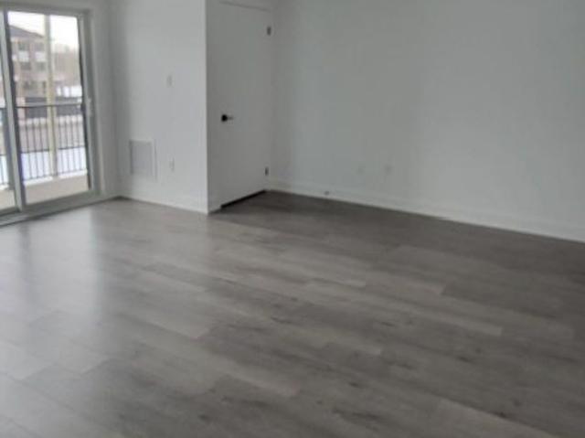 For Lease 4 Spice Way Unit# 118, Barrie, Ontario
