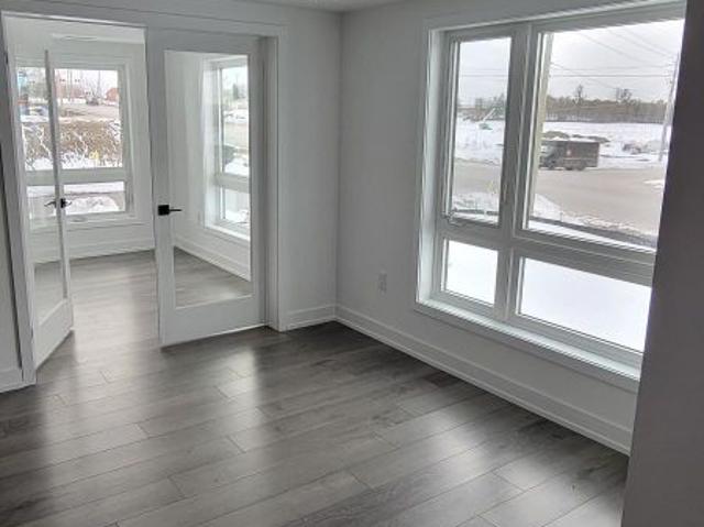 For Lease 4 Spice Way Unit# 118, Barrie, Ontario