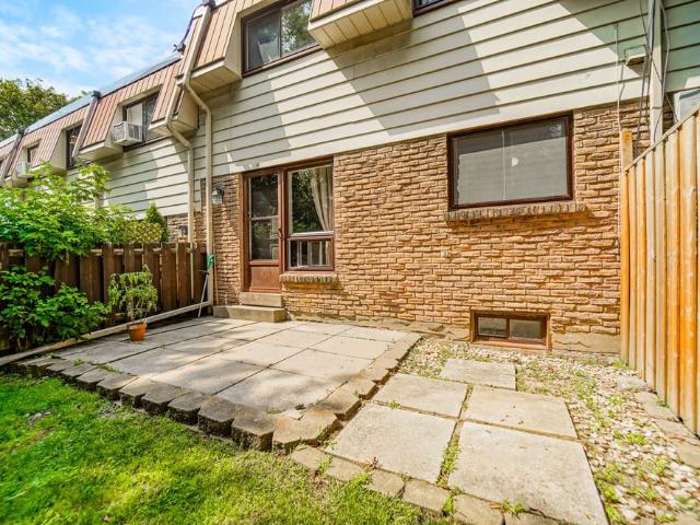 For Lease 506 Normandy Street Unit# 40, Oshawa, Ontario