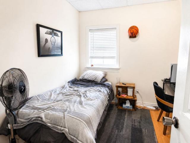 For Lease 509 Parnell Street Unit# Main, Peterborough, Ontario