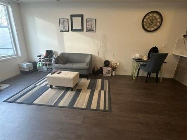 For Lease 500 Alex Gardner Circle Unit# 101, Aurora, Ontario
