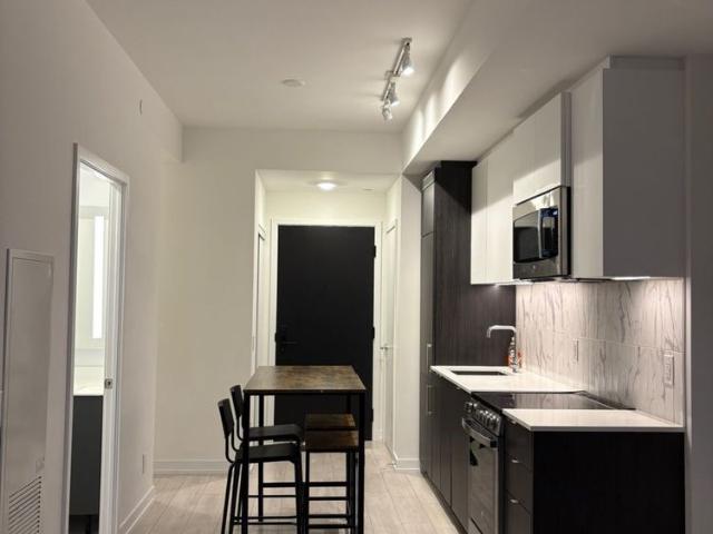For Lease 500 Dupont Street Unit# 411, Toronto, Ontario