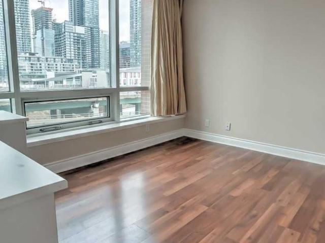 For Lease 500 Queens Quay Unit# 610W, Toronto, Ontario