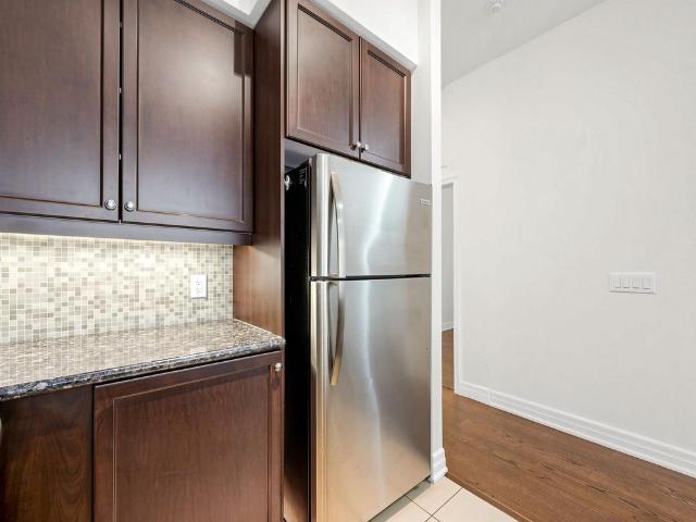 For Lease 500 St.Clair Avenue Unit# 204, Toronto, Ontario