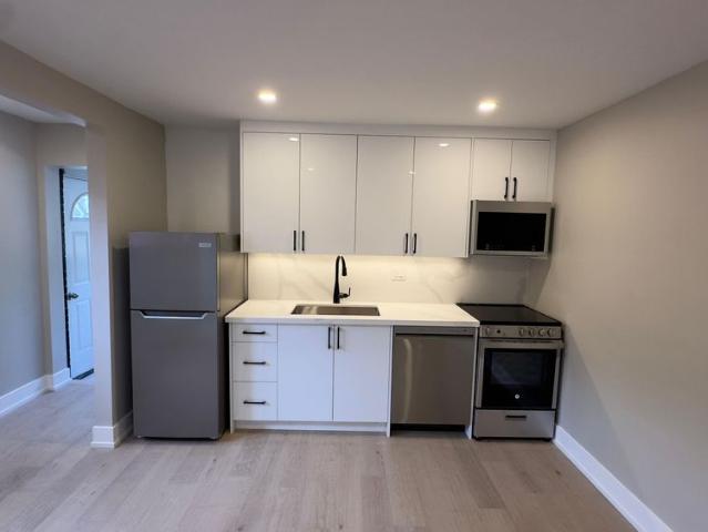 For Lease 500 Salem Avenue Unit# 202, Toronto, Ontario