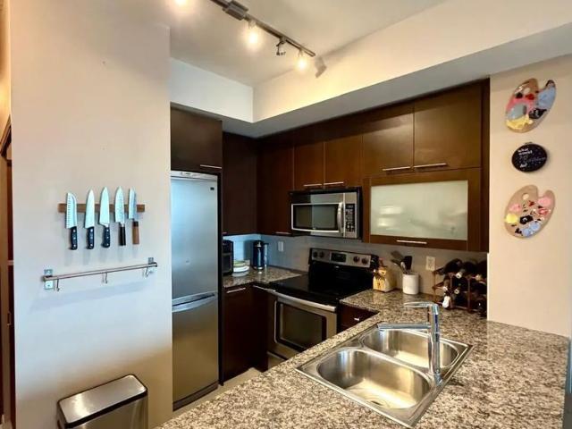 For Lease 500 Sherbourne Street Unit# 2012, Toronto, Ontario