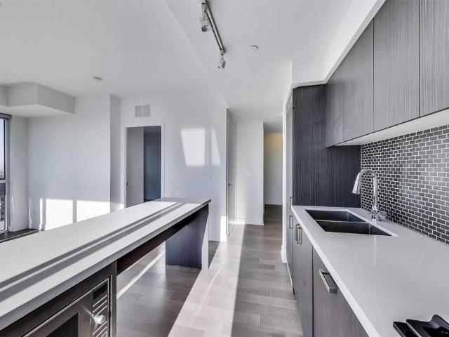 For Lease 501 St Clair Avenue Unit# 1507, Toronto, Ontario