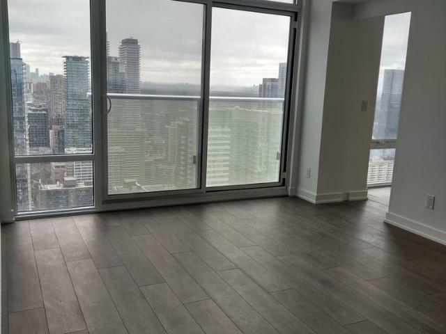 For Lease 501 Yonge Street, Toronto, Ontario