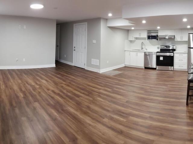 For Lease 503 Sixteen Mile Drive Unit# Lower, Oakville, Ontario