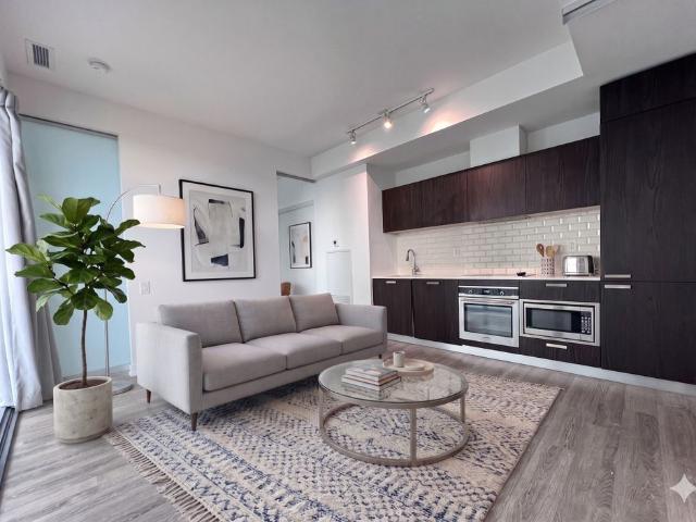 For Lease 50 Charles St E Street Unit# 3613, Toronto, Ontario