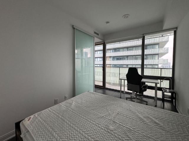 For Lease 50 Charles Street Unit# 4008, Toronto, Ontario