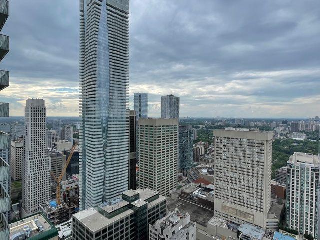 For Lease 50 Charles Street Unit# 4508, Toronto, Ontario