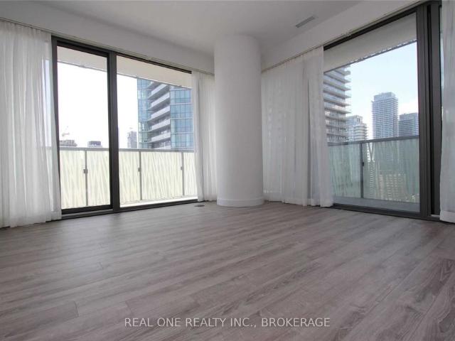 For Lease 50 CHARLES Street Unit# 2005, Toronto, Ontario