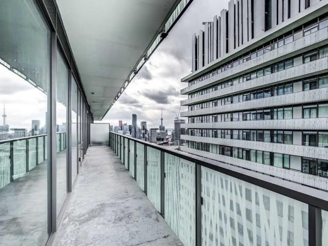 For Lease 50 Charles Street Unit# Lph5206, Toronto, Ontario