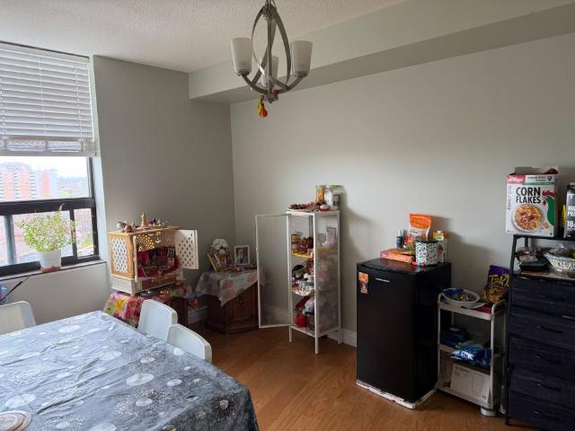 For Lease 50 MISSISSAUGA VALLEY Boulevard Unit# 1516, Mississauga, Ontario
