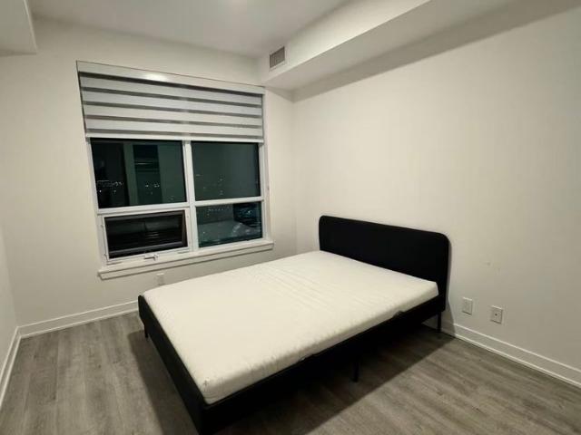 For Lease 50 Upper Mall Way Unit# 2707, Vaughan, Ontario