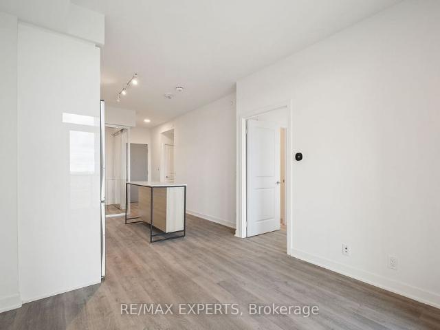 For Lease 50 Upper Mall Way Unit# B1504, Vaughan, Ontario
