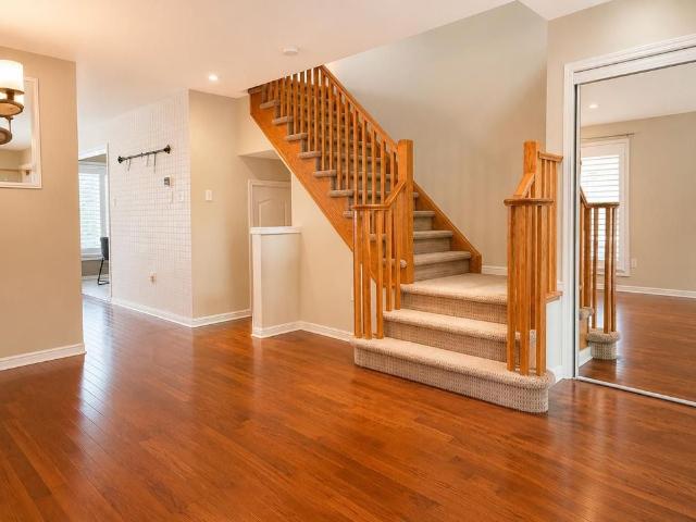 For Lease 5156 Oakley Drive, Burlington, Ontario