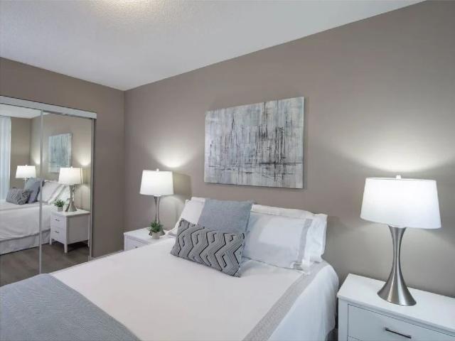 For Lease 5191 Dundas 7 Summerland Terr Street Unit# 2007, Toronto, Ontario