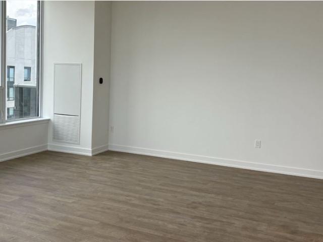 For Lease 5105 Hurontario Street Unit# PH05, Mississauga, Ontario